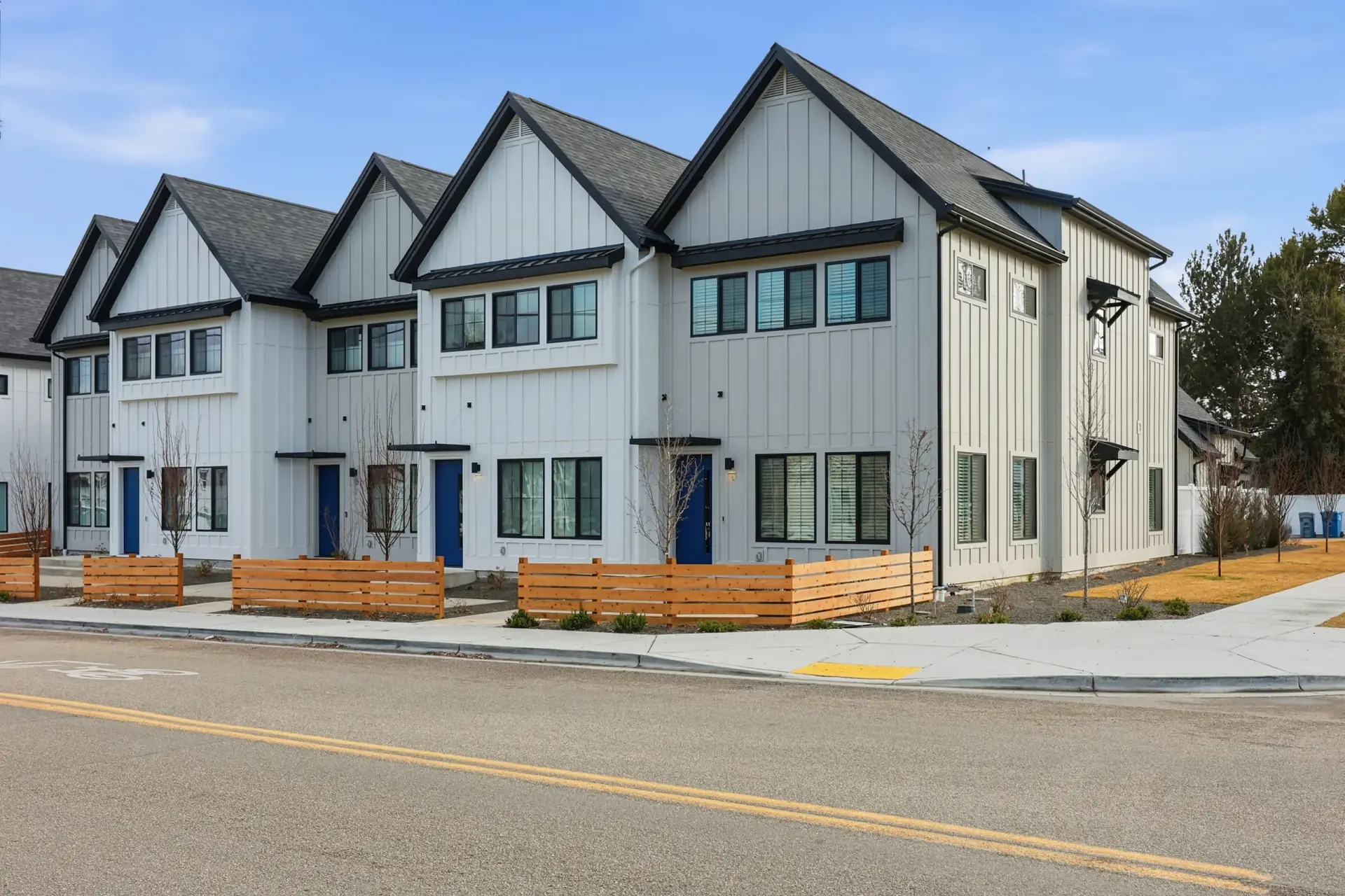 A row of modern Treasure Valley townhomes